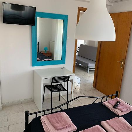 Apartment 30M From The Sea Tesalónica Exterior foto
